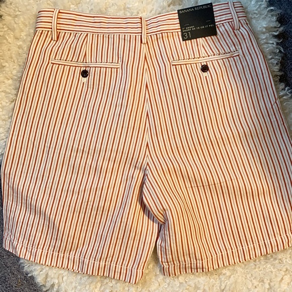 Banana Republic Pleated High-waisted Shorts - Picture 2 of 4